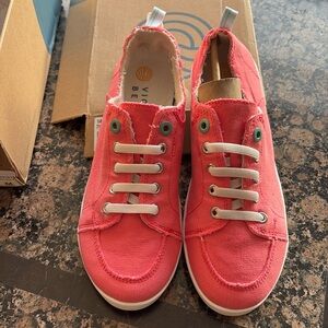 Vionic Beach, Pismo Women's Casual Canvas Sneaker Pink 8 Medium, Slip-on